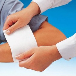 Sterilux ES Gauze Cotton Sterile 17 Threads 8ply 10x10cm (Pack of 50 Pieces) HARTMANN 4185574